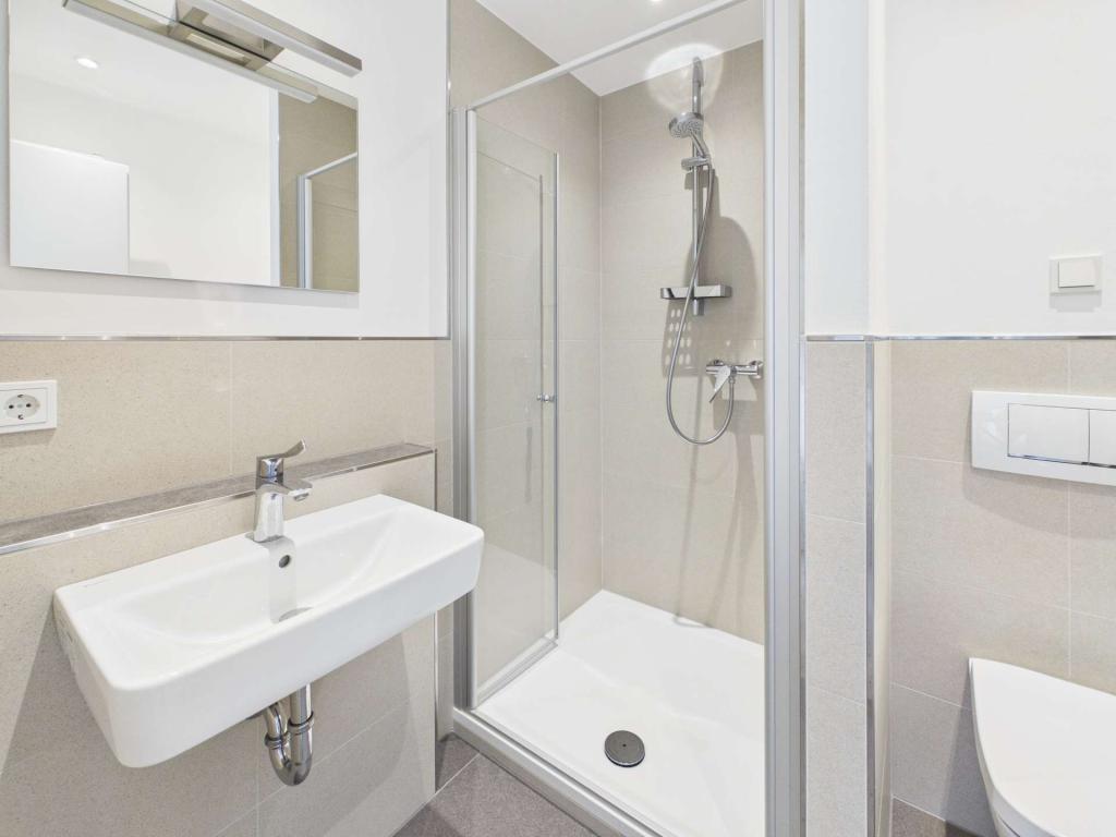 Modernisierte 2-Zimmerwohnung mit Weitblick über Rotenburg an der Fulda - Foto 2