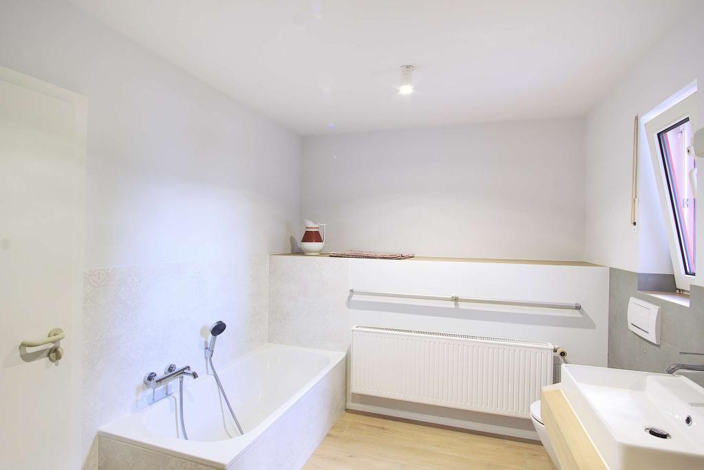 Badezimmer 1