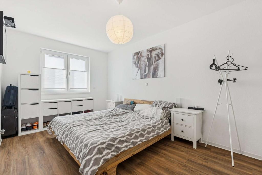Attraktive 3-Zimmer Wohnung mit Tiefgarage und Einbauküche in zentraler Lage von Wetzlar! - Photo 2