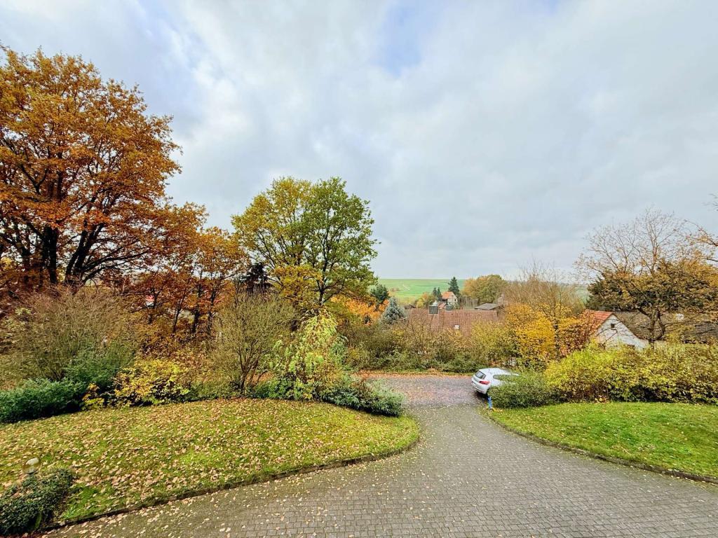 Gemütliche 3-Zimmer-Dachgeschosswohnung mit Blick ins Grüne in Homberg (Ohm) – Erbenhausen - Photo 4