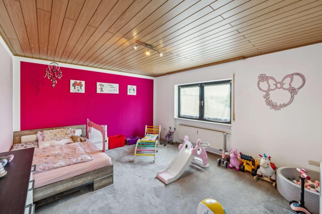 Kinderzimmer EG