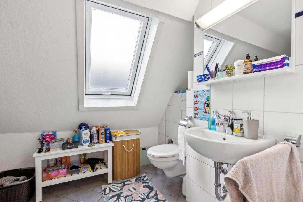 3. OG (rechts) Tageslichtbad