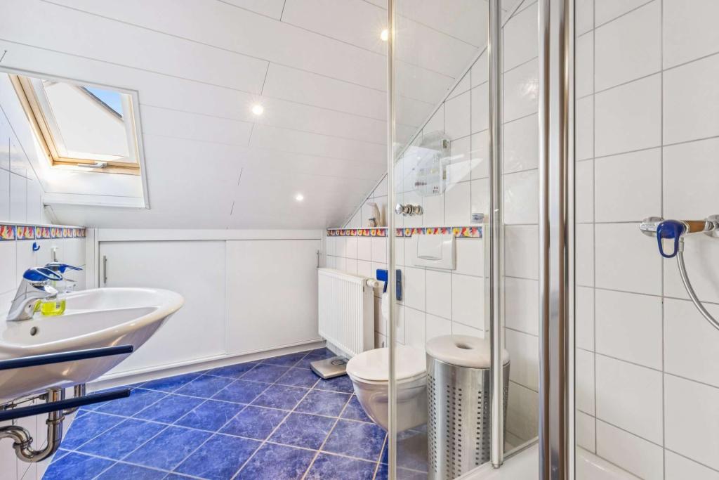 Badezimmer DG