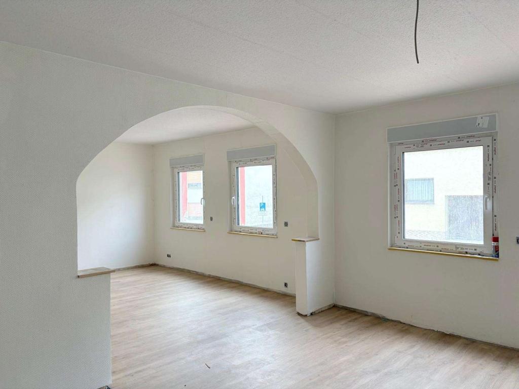 4-Zimmer-Wohnung im kernsanierten Dreifamilienhaus - Foto 1