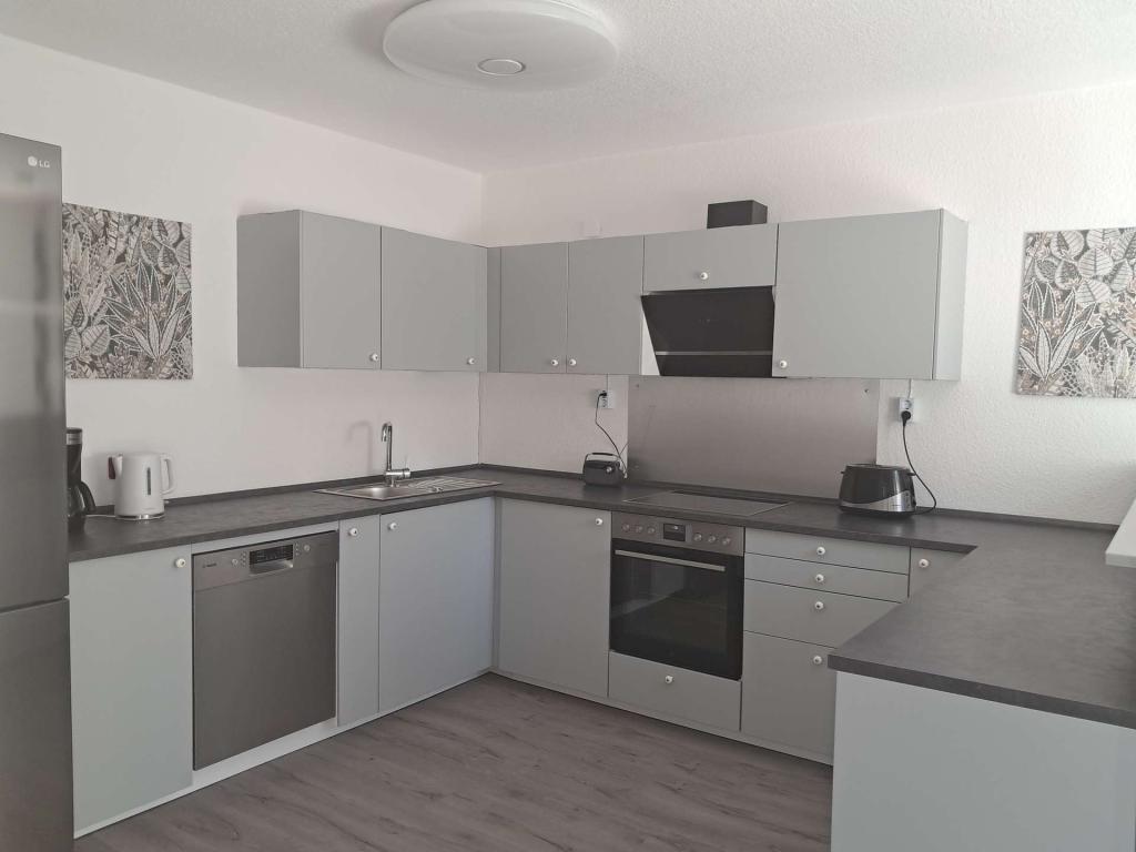 Geräumige 3-Zimmer-Wohnung mit Terrasse und Blick ins Grüne in Homberg (Ohm) – Erbenhausen - Photo 5