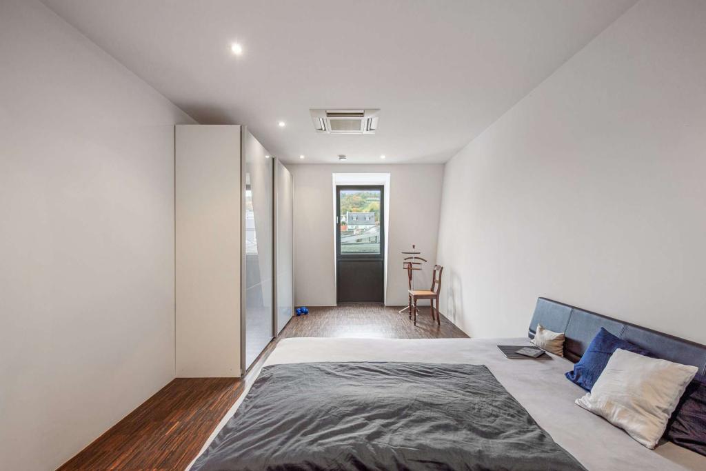 Großzügiges Wohnen am Aliceplatz – Exklusive 3‑Zimmer‑Wohnung mit Panoramaausblick - Photo 4