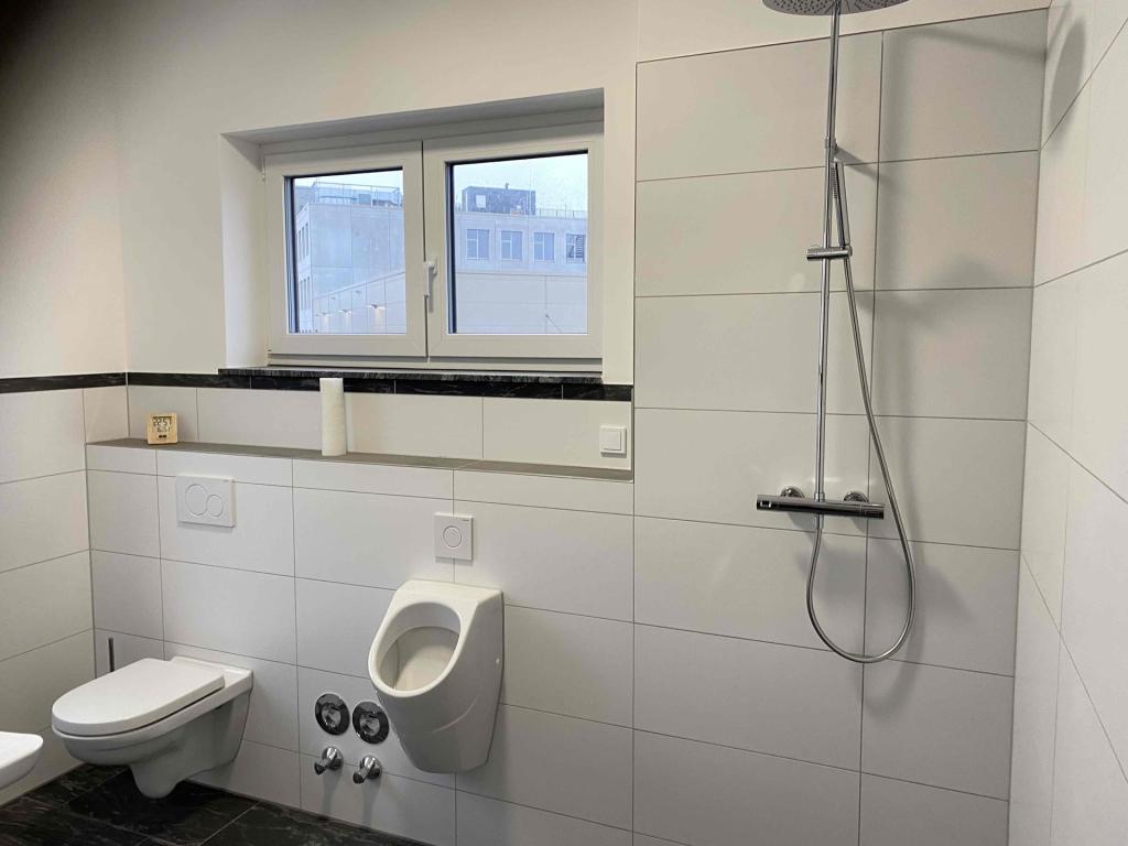 Gäste WC mit Dusche