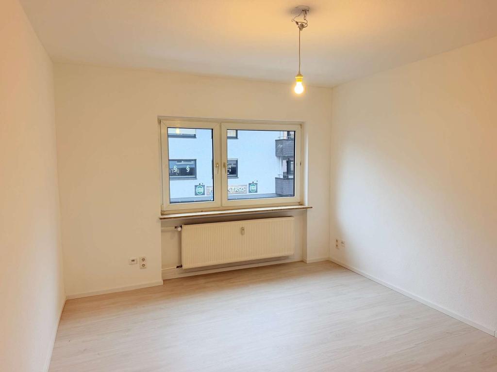 Helle 1-Zimmer-Wohnhung mit Einbauküche in zentraler Innenstadtlage von Gießen - Photo 1