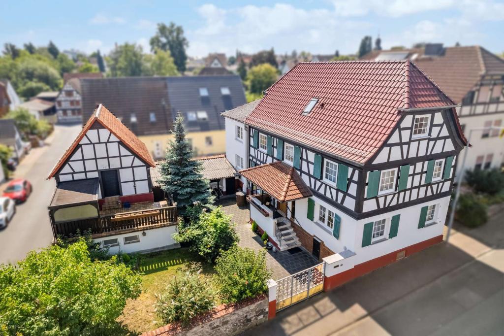Hof und Garten
