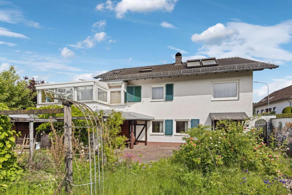 Hausansicht/Garten