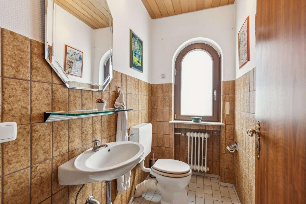 WC_KG