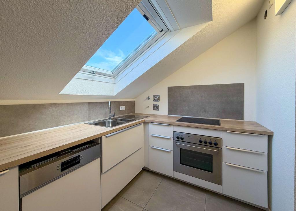 Zentral gelegen: 3-Zimmer Wohnung in Friedberg mit großer Terrasse - Photo 4