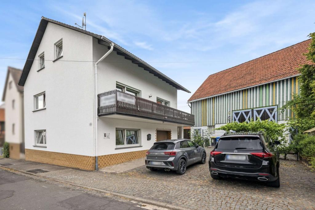 Straßenansicht