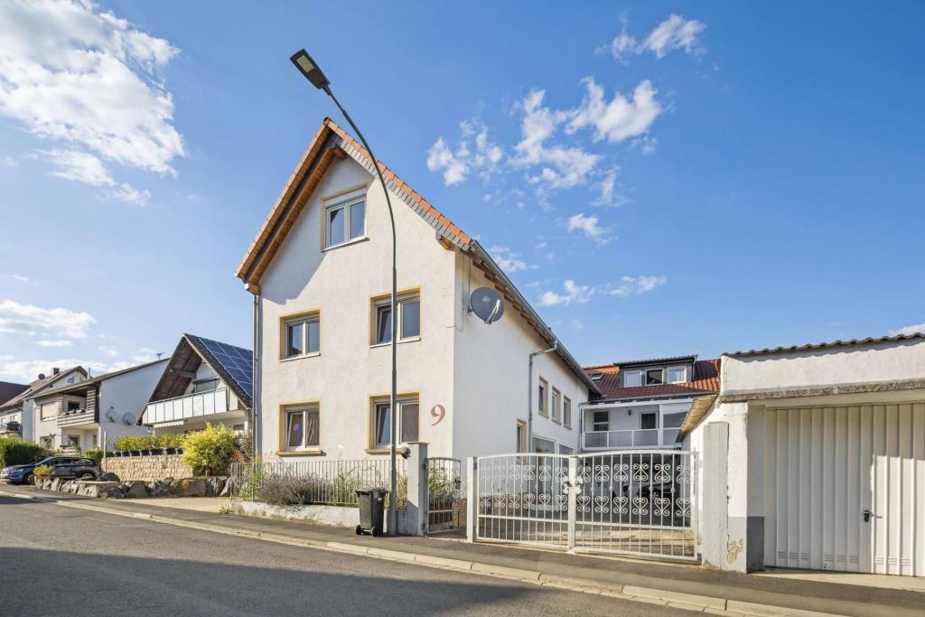 Ansicht von der Strasse