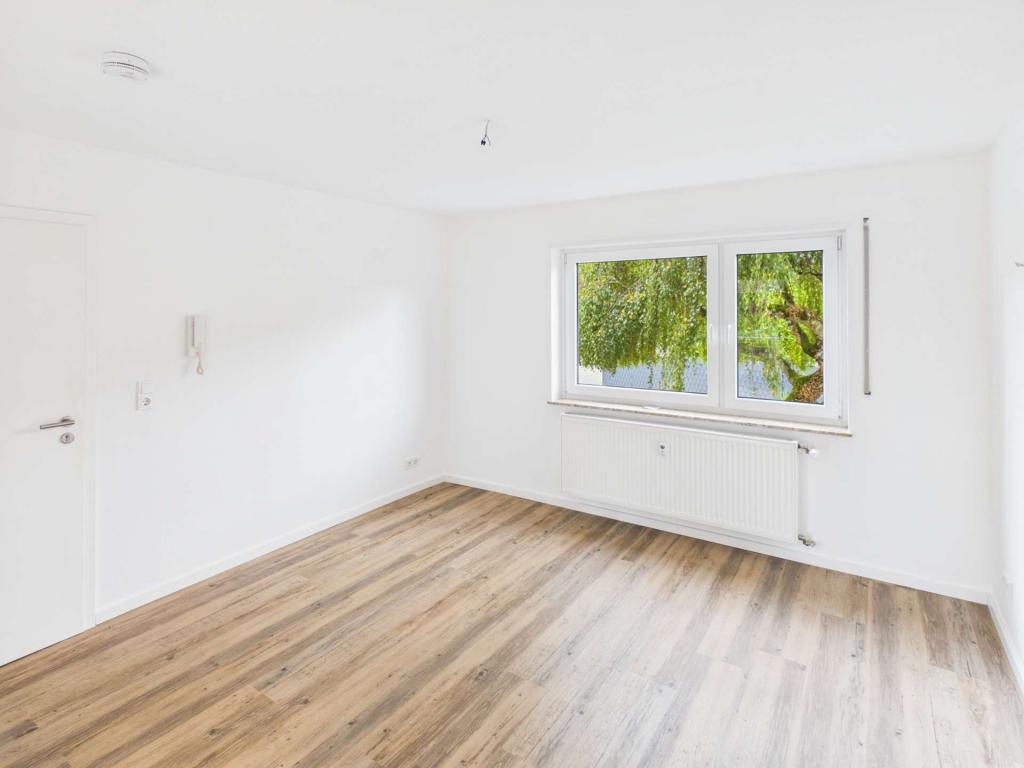 Helle 5-Zimmerwohnung in ruhiger Lage von Rotenburg an der Fulda - Foto 1