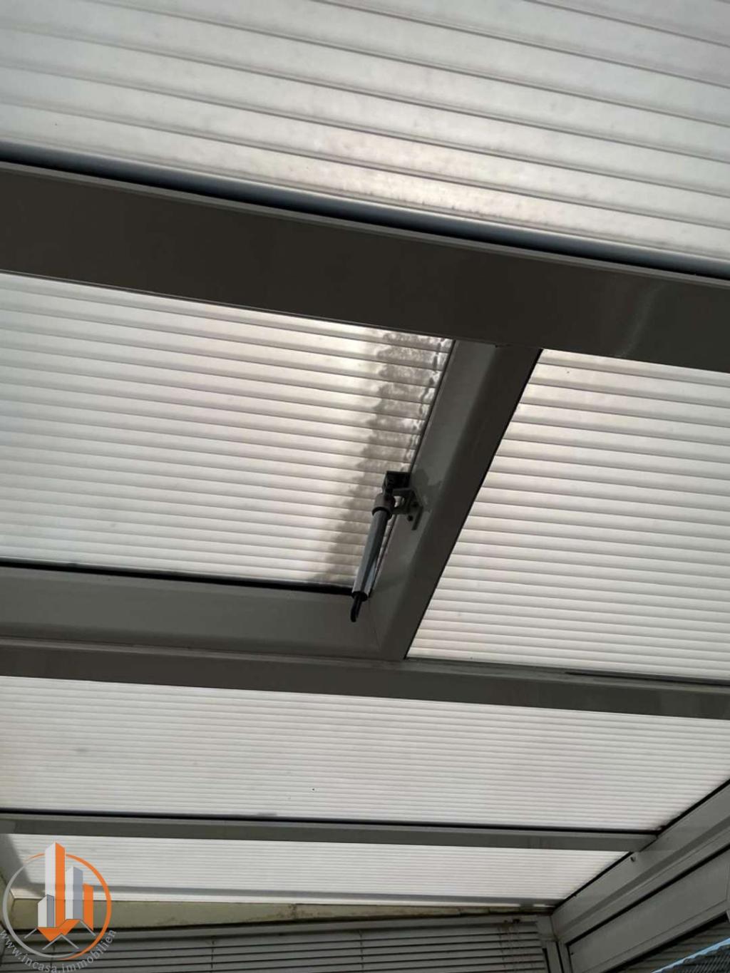 Dachfenster im Wintergarten
