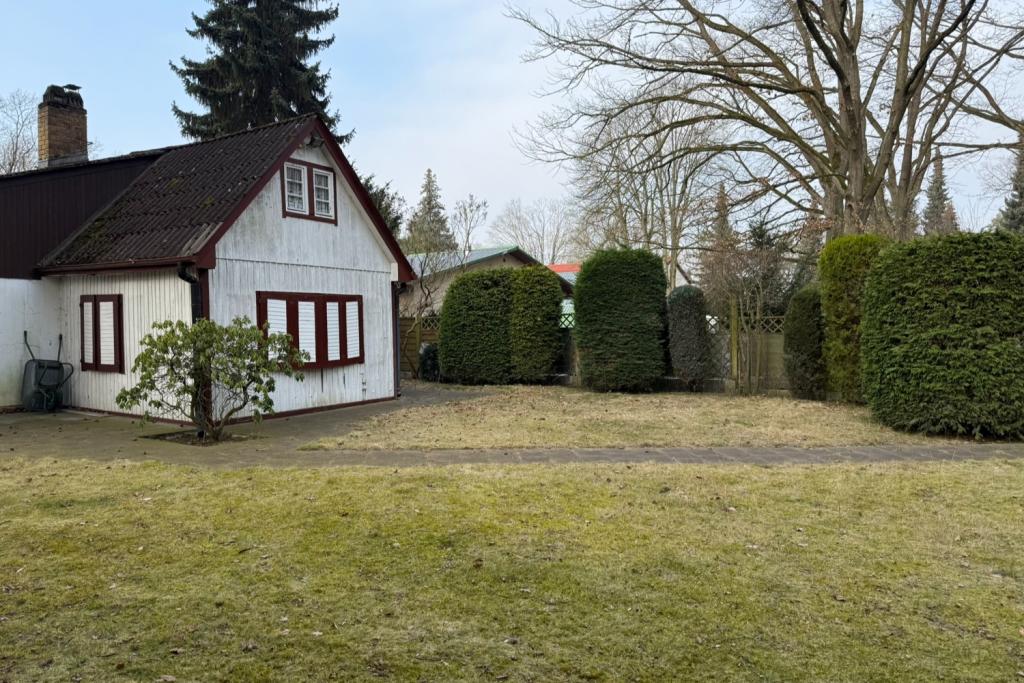 Grundstück mit Bestandsgebäude
