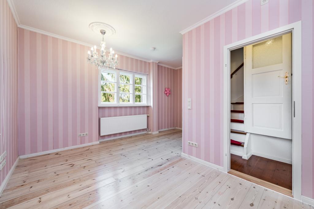 Zimmer im OG (teilbar)