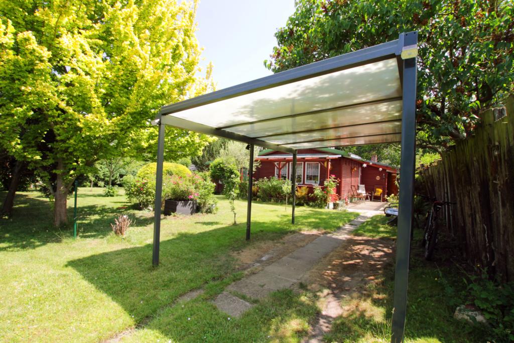 Grundstück (mit Carport)