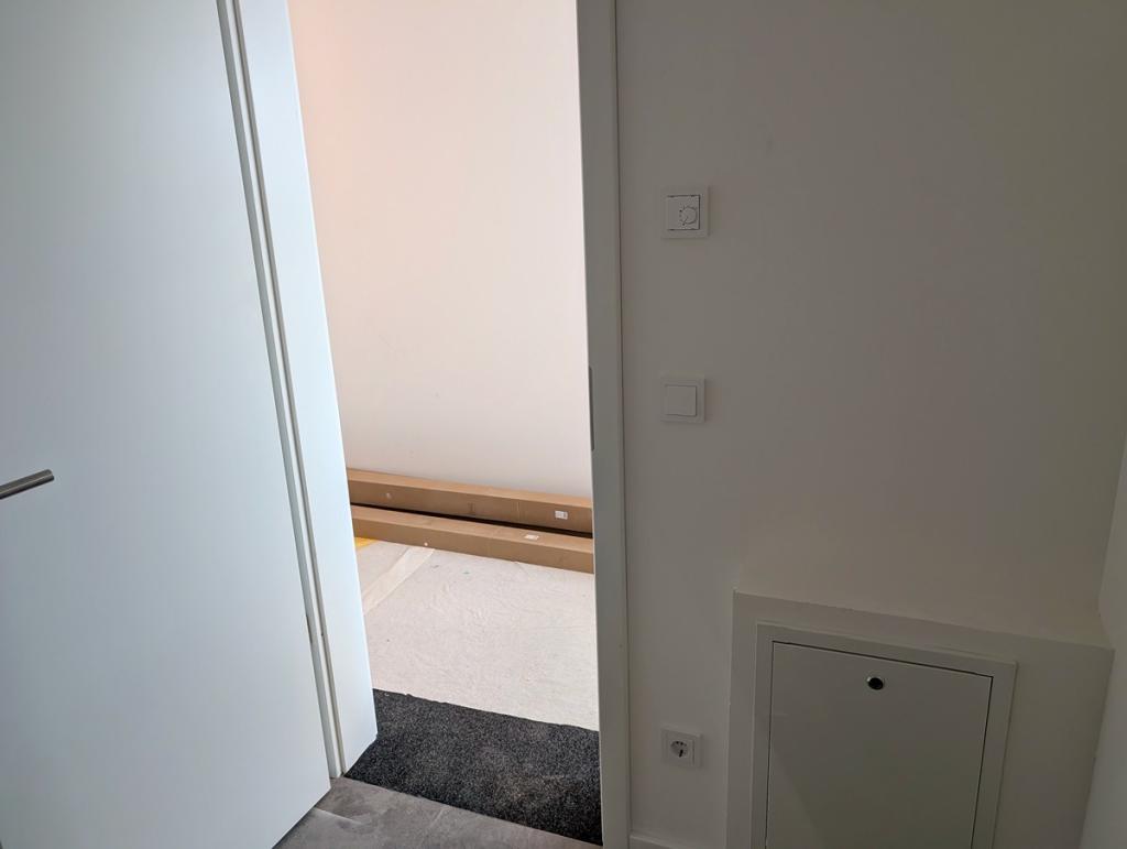 13_AbstellraumFlurInnen.jpeg