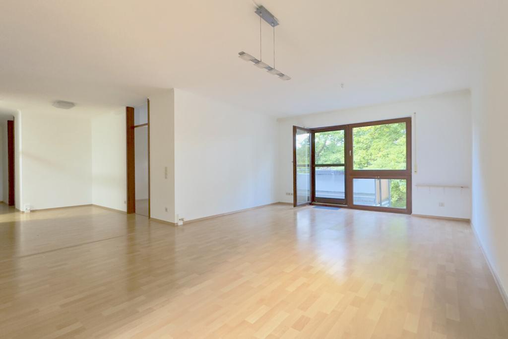 Großzügiges Wohn- und Esszimmer - aktueller Zustand