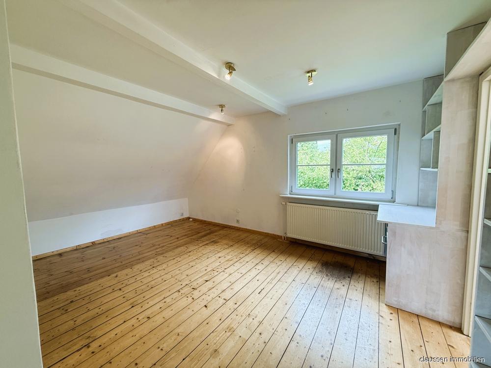 Büro/Schlafraum DG