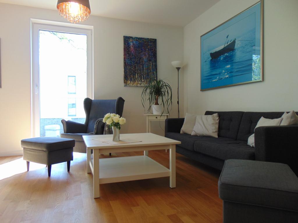 Helle und große 4-Zimmer-Wohnung mit Loggia in der Stadtparkallee-Langenhagen - Photo 2