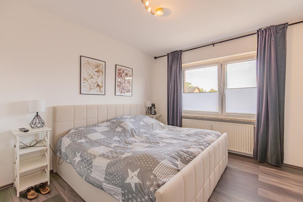 Schlafzimmer OG