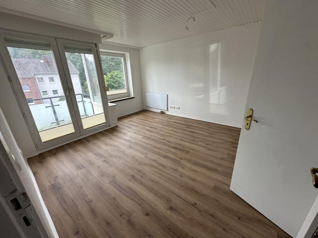 Wohnung, 3-Zimmer, von Privat PROVISIONSFREI, frisch renoviert