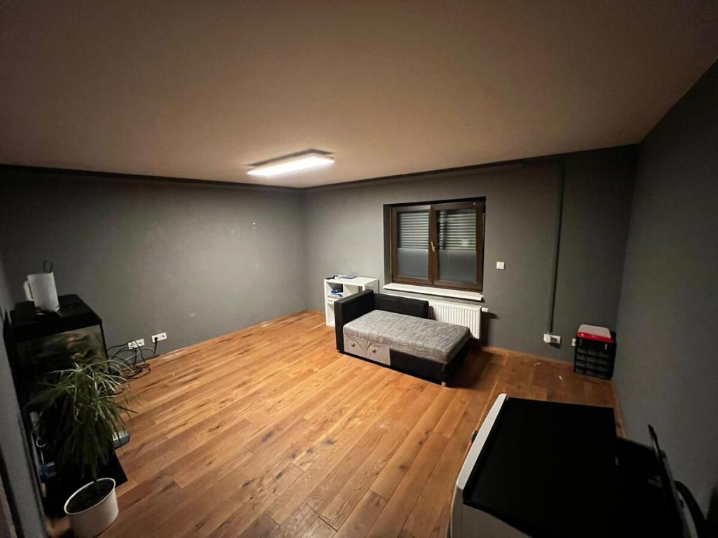 Gemütliche 90 m² Wohnung mit Kachelofen und Eichenboden in Allenfeld - Foto 2
