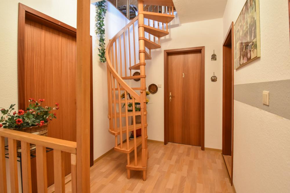 Treppe zum Spitzboden