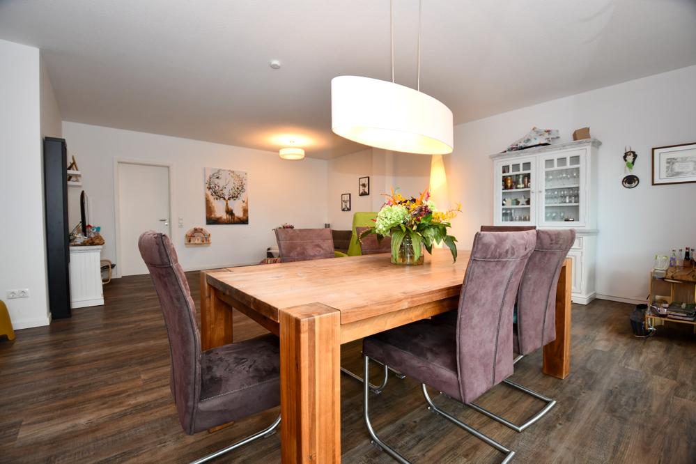 Ein Wohntraum über den Dächern der Stadt Friesoythe - Exclusives Penthouse mit Einbauküche und Sauna - Photo 4