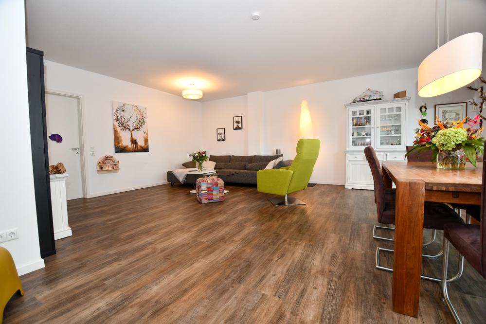 Ein Wohntraum über den Dächern der Stadt Friesoythe - Exclusives Penthouse mit Einbauküche und großer Dachterrasse - Foto 3