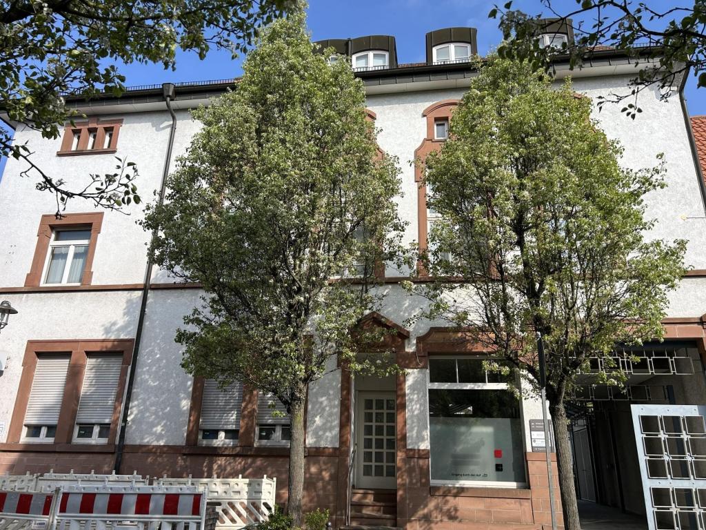 Straßenansicht