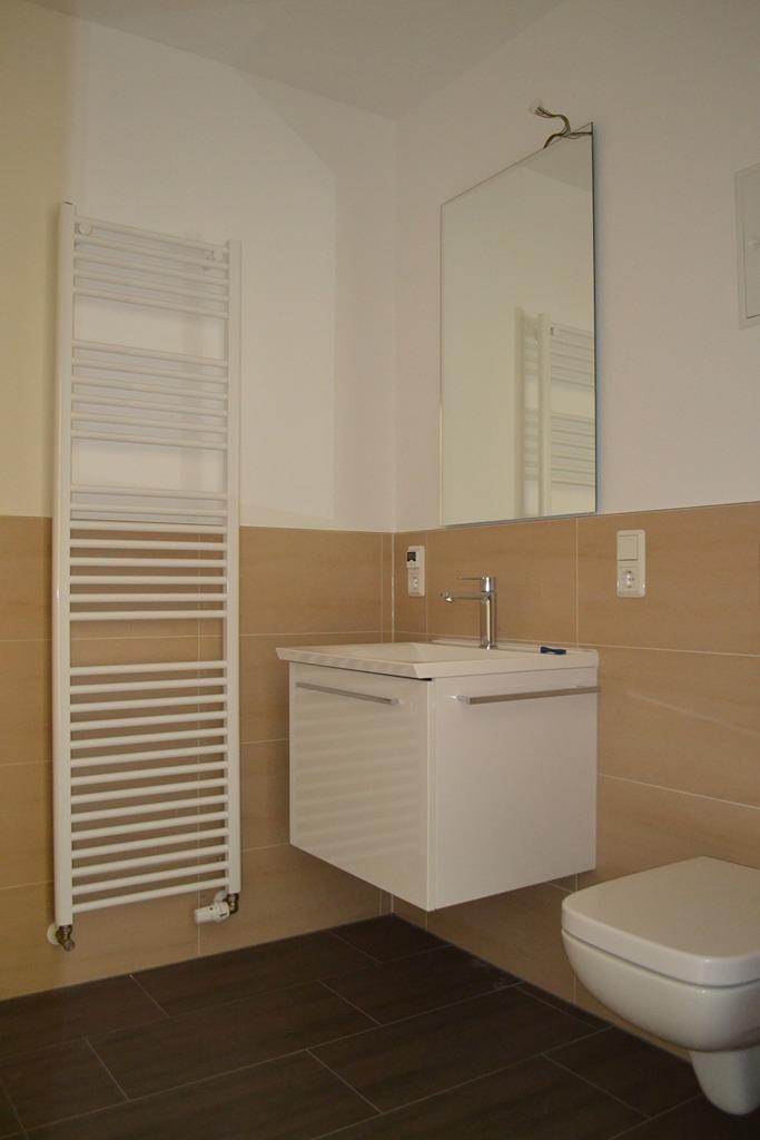 04_Badezimmer_Gäste.jpg