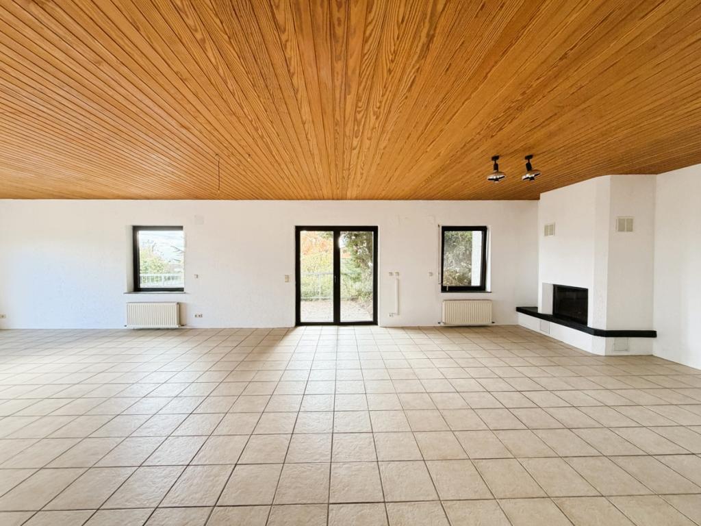 Sonniges 1,5-Zimmer-Apartment mit Kamin und Fernblick in Hanglage - Photo 2