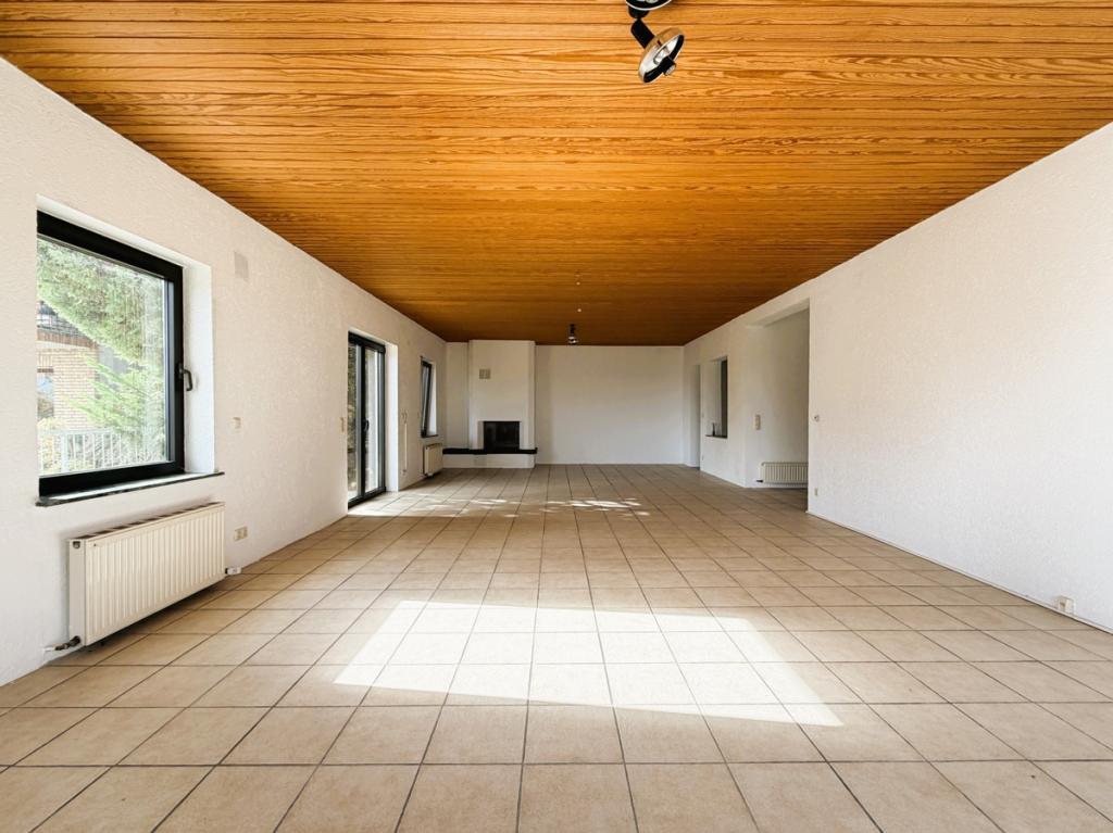 Sonniges 1,5-Zimmer-Apartment mit Kamin und Fernblick in Hanglage - Photo 5