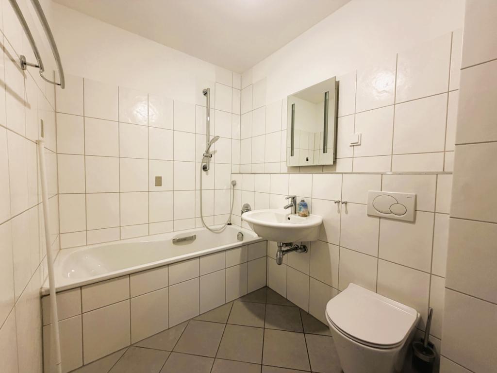 Attraktiv geschnittene und helle 3-Zimmer-Wohnung mit guter Ausstattung in ruhigem Wohngebiet - Foto 5