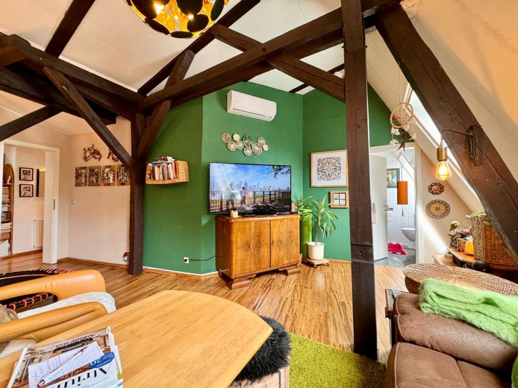 2. Wohnzimmer