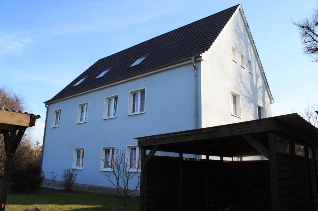 mit Carport