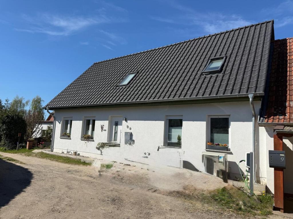 HORN IMMOBILIEN++ Wulkenzin bei Neubrandenburg, schönes Einfamilienhaus Baujahr 2021 -Mietangebot- - Foto 2