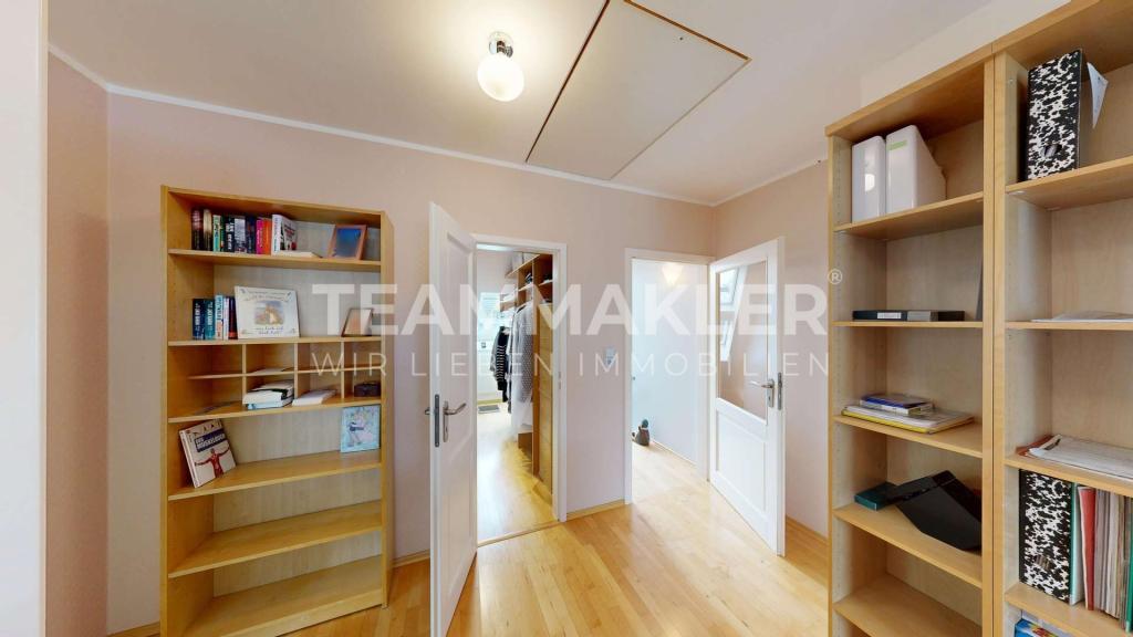 Durchgangszimmer oben