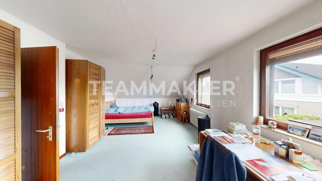 Schlafzimmer DG