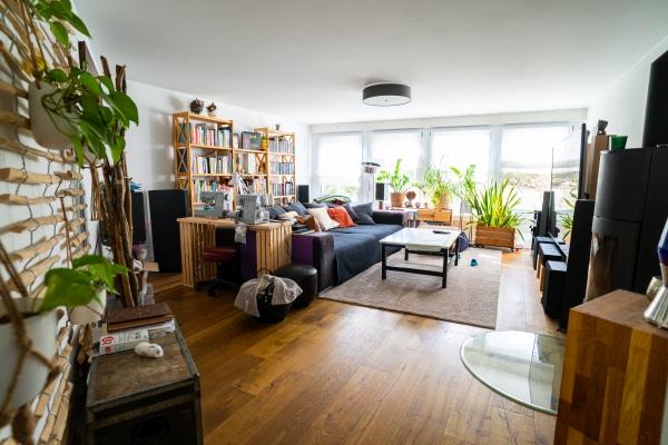 Großzügige Erdgeschosswohnung mit gepflegtem Flair und Raum zum Entspannen - Photo 2