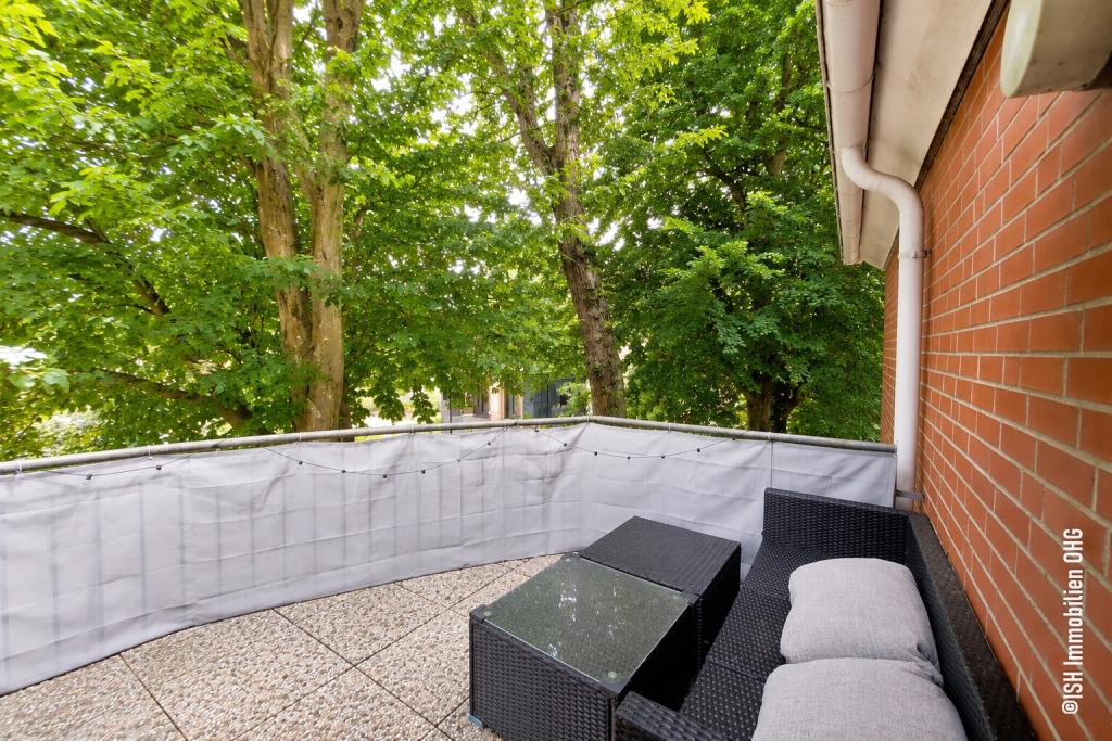 Stade-Campe: Helle 2-Zimmer-Dachgeschosswohnung mit Balkon an Single zu vermieten! - Photo 5