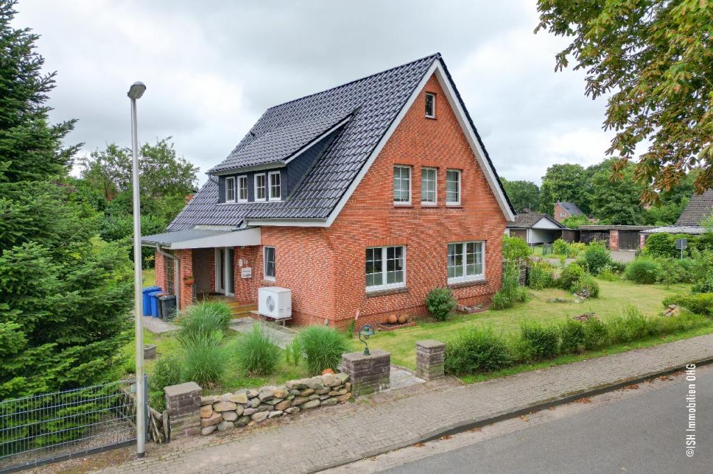 Straßenansicht