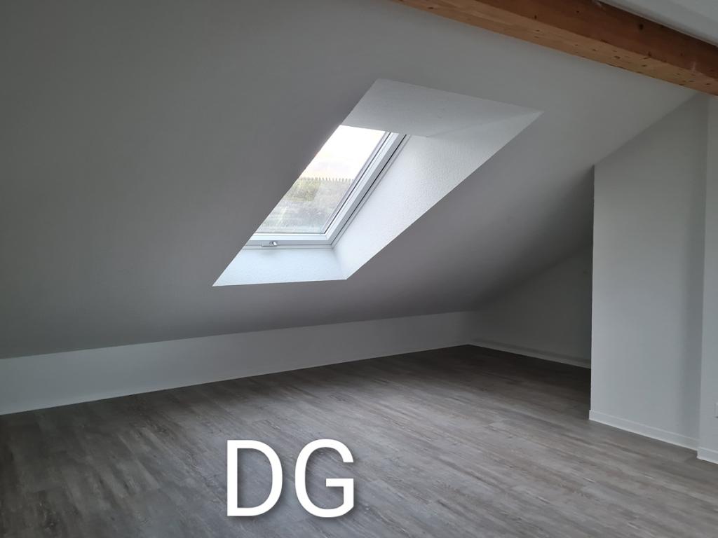 Helle Dachgeschoss Wohnung - Photo 1