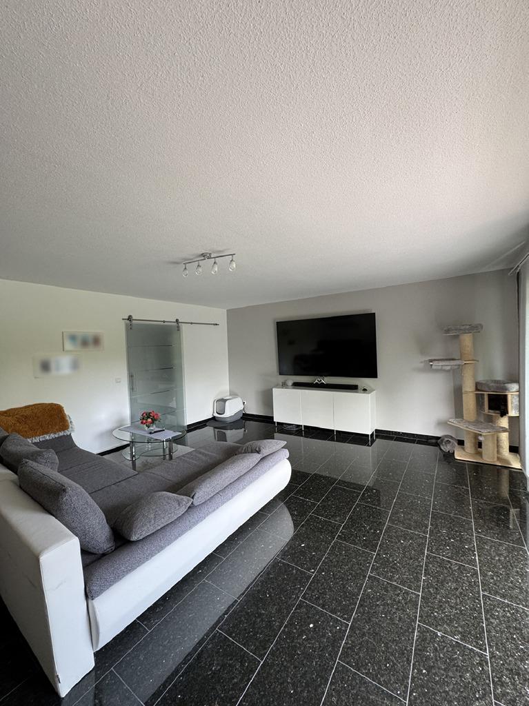 Wohnzimmer 3.jpg