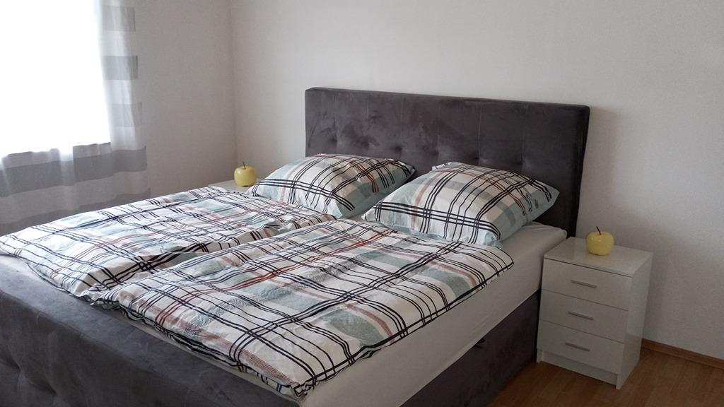 Schlafzimmer.jpg