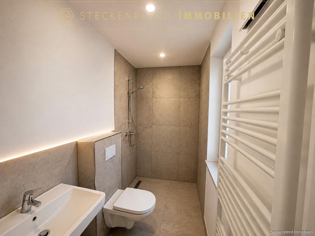 Einziehen statt renovieren: Neubau-DHH mit 4 Zimmern, 2 Bädern, EBK & energieeffizientem Wohnen ! - Photo 4